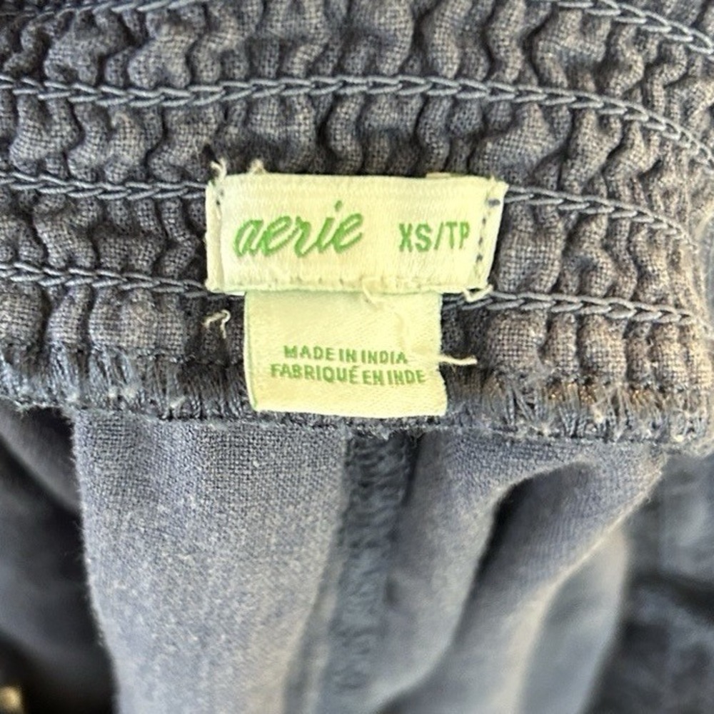 Aerie Ruffle Hem Shorts Womens‎ XS Navy Blue Smocked Paperbag Waist Linen Blend - Picture 6 of 9